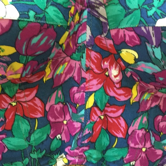 Vintage Bustier Top 🌺 - Picture 5 of 5